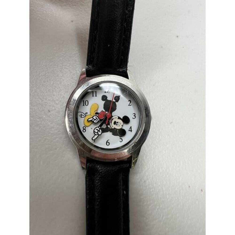 Disney Mickey Mouse Accutime Watch Corp Japan Movement Analog Wrist Watch